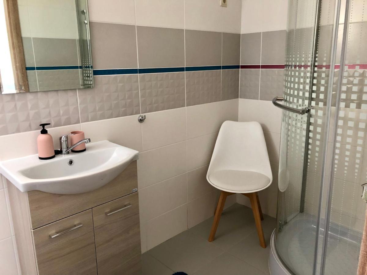 Balaton Wellness Tom Cat Nyaralo 1 Wellness Es 1 Gyermekbarat Apartmannal Kovagoors Eksteriør billede