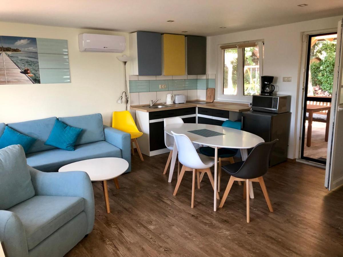 Balaton Wellness Tom Cat Nyaralo 1 Wellness Es 1 Gyermekbarat Apartmannal Kovagoors Eksteriør billede