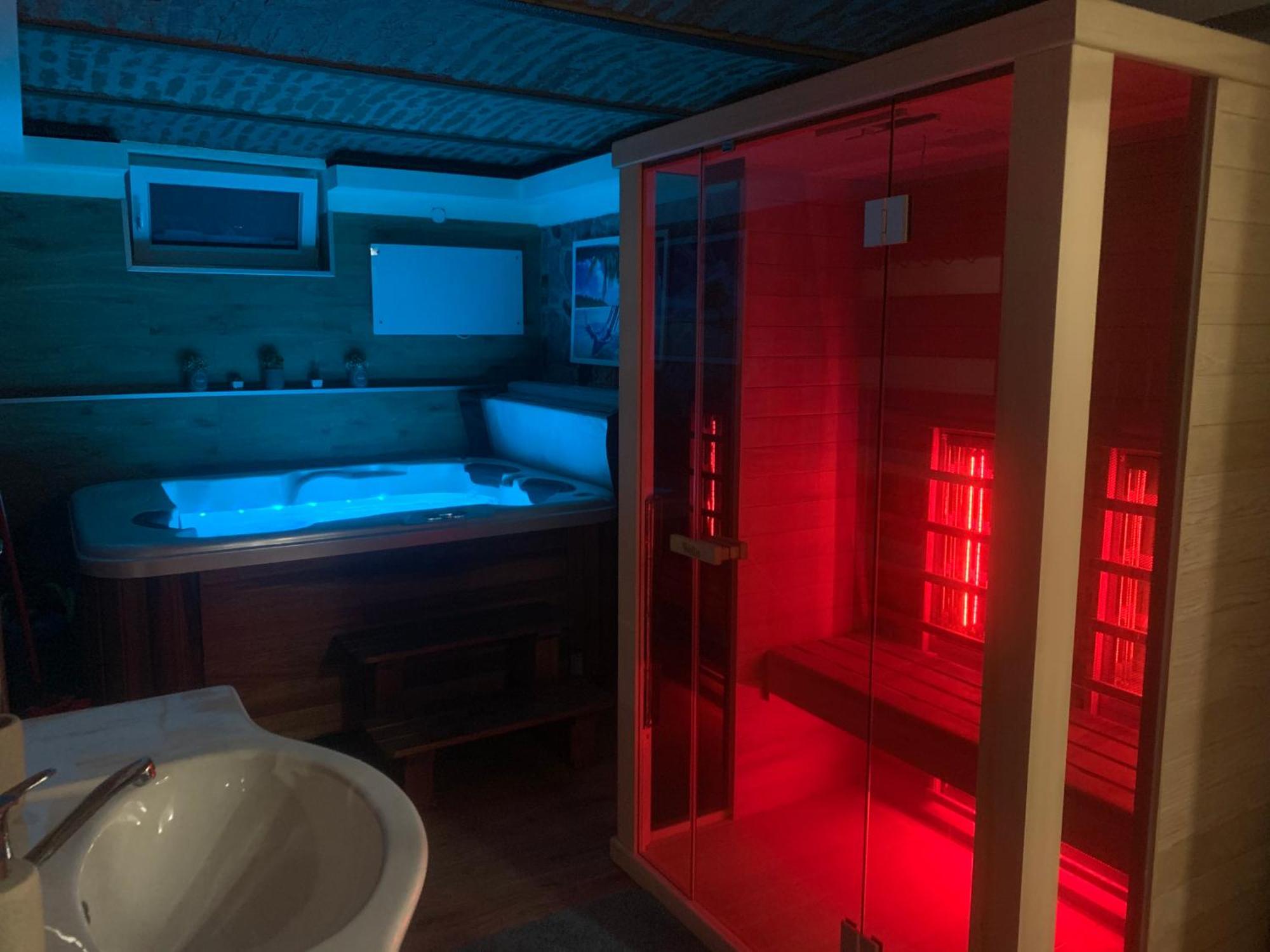 Balaton Wellness Tom Cat Nyaralo 1 Wellness Es 1 Gyermekbarat Apartmannal Kovagoors Eksteriør billede